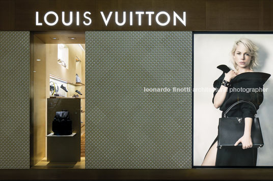 louis vuitton - iguatemi  peter marino architects