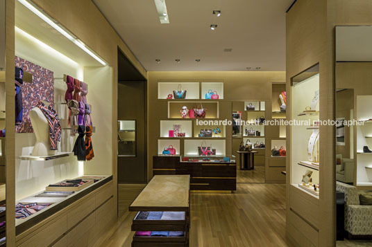 louis vuitton - iguatemi  peter marino architects