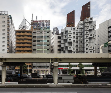 nakagin capsule tower