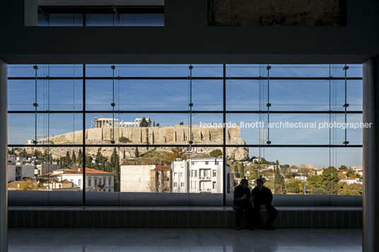 acropolis museum bernard tschumi