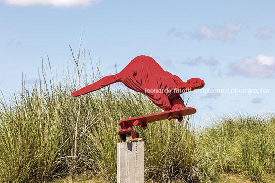 piero atchugarry sculpture park  leonardo noguez