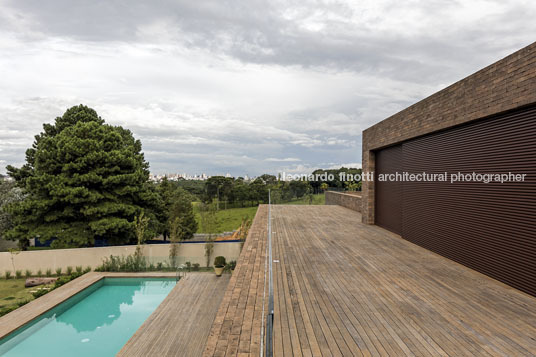 casa hey isay weinfeld