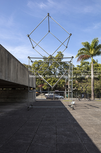 mube paulo mendes da rocha