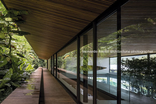 casa ab jacobsen arquitetura