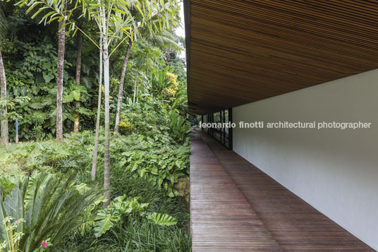 casa ab jacobsen arquitetura