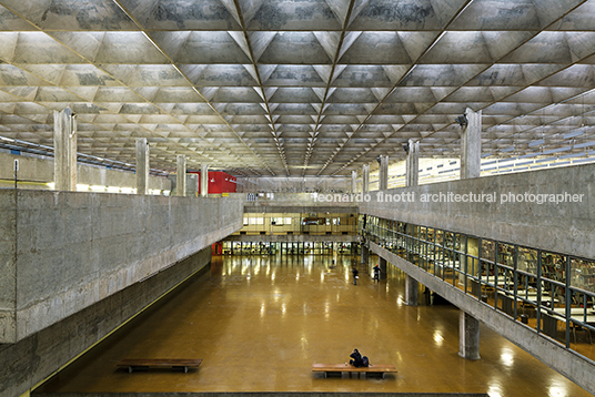 fau-usp vilanova artigas