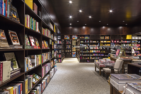 livraria da vila - aurora shopping isay weinfeld