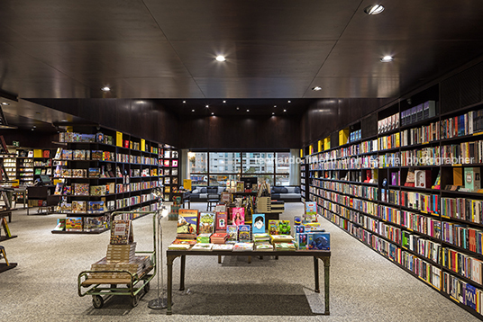 livraria da vila - aurora shopping isay weinfeld