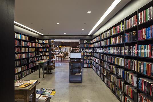 livraria da vila - galleria shopping isay weinfeld