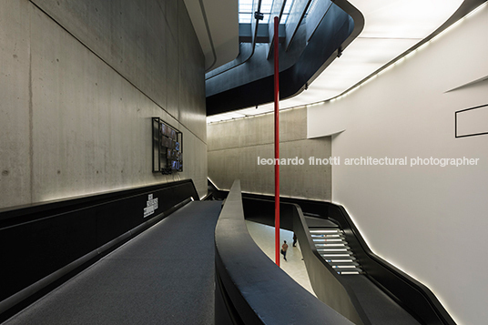 maxxi museum zaha hadid