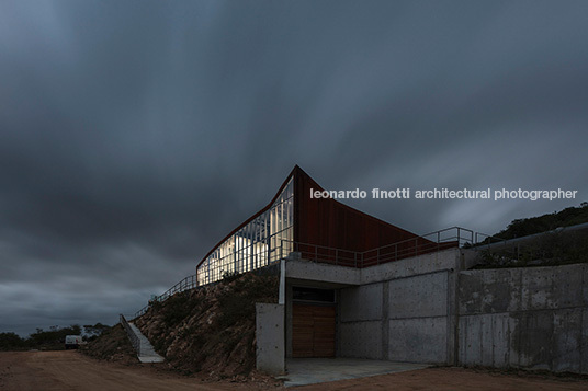 viña edén winery fábrica de paisaje