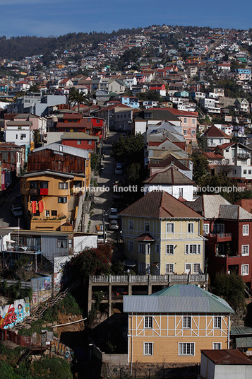 valparaíso/viña del mar snapshots several architects