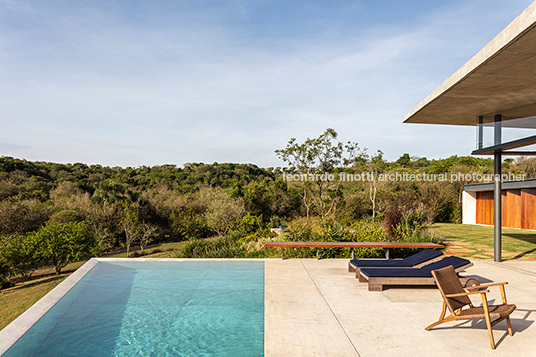 casa origami - fazenda boa vista bernardes arquitetura