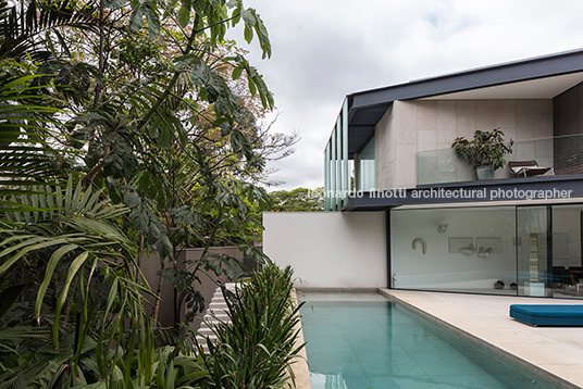 casa pm bernardes arquitetura