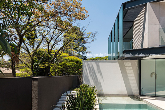 casa pm bernardes arquitetura