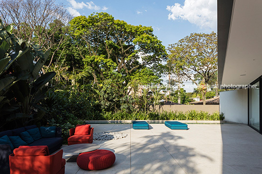 casa pm bernardes arquitetura