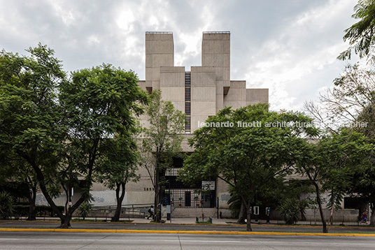 edificio del archivo del estado de jalisco alejandro zohn