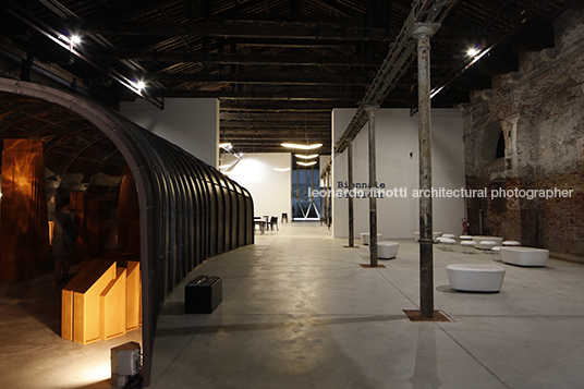 reporting from the front - arsenale della biennale 2016 alejandro aravena