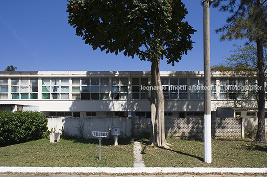 h-10 category officials residences at ita oscar niemeyer