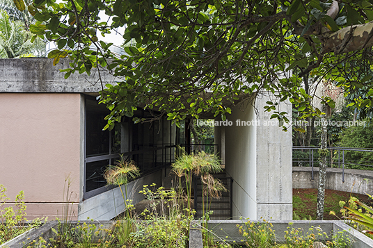 casa antônio junqueira paulo mendes da rocha