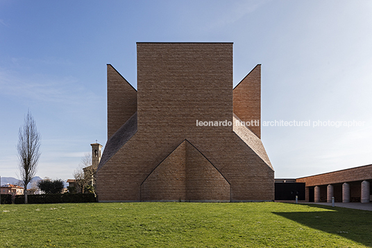 papa giovanni xxiii church and pastoral center  mario botta