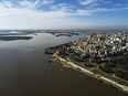 parque urbano da orla de guaíba jaime lerner