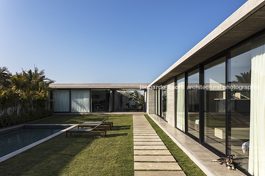 casa parejas peinado sommet srl