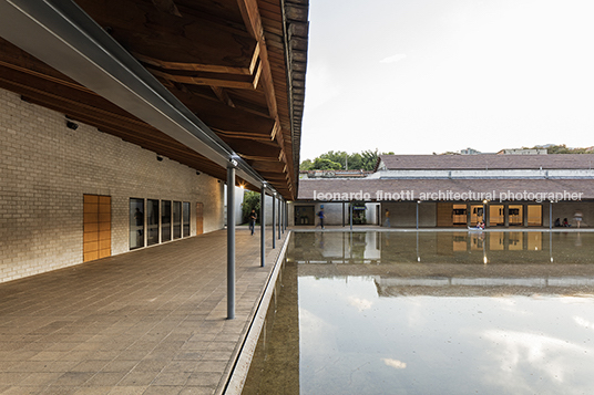 parque biblioteca belén hiroshi naito