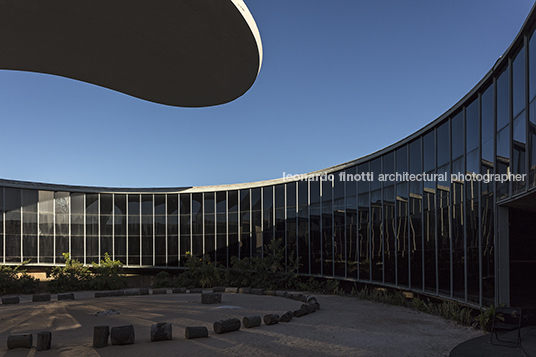 memorial dos povos indígenas oscar niemeyer