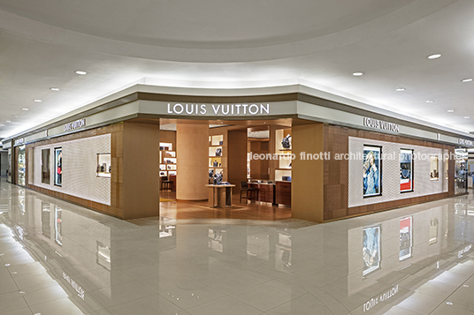 louis vuitton palacio de hierro 