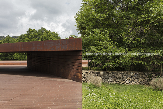 estadi d'atletisme tossols basil rcr arquitectes