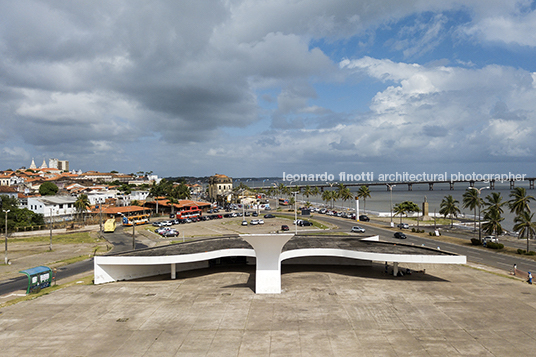 maria aragão square oscar niemeyer