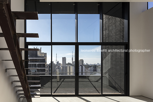 lacerda isay weinfeld