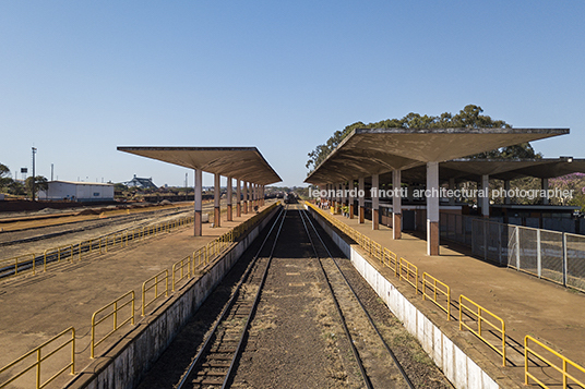 estação mogiana de ribeirão preto oswaldo bratke