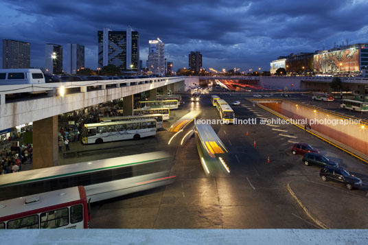 eixão bus station lucio costa