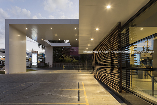 showroomayoshii baggio schiavon arquitetura