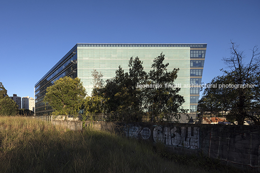 corporate jardim botânico baggio schiavon arquitetura