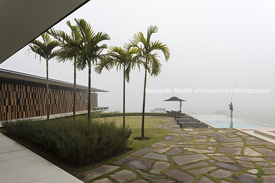 residência mje - fazenda boa vista jacobsen arquitetura