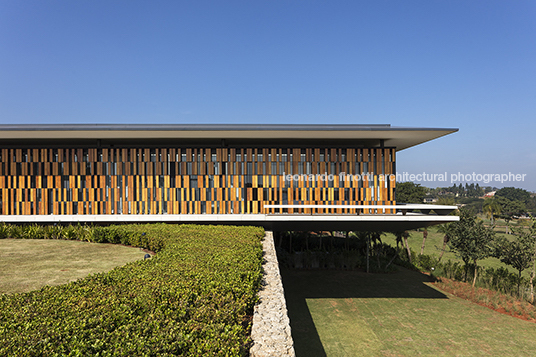 residência mje - fazenda boa vista jacobsen arquitetura