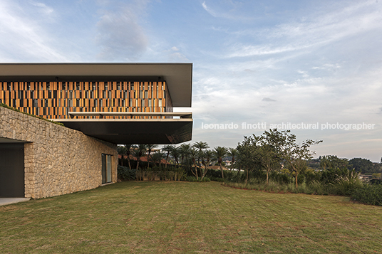 residência mje - fazenda boa vista jacobsen arquitetura