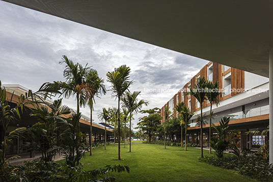 fasano angra dos reis bernardes arquitetura