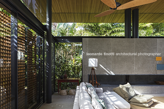 casa rma - iporanga bernardes arquitetura