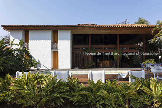 casa na pampulha zanine caldas 