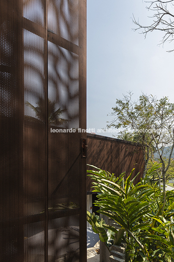 casa jrm bernardes arquitetura