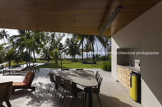 casa ml bernardes arquitetura