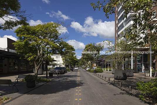 passeio pedra branca ja8 arquitetura e paisagem