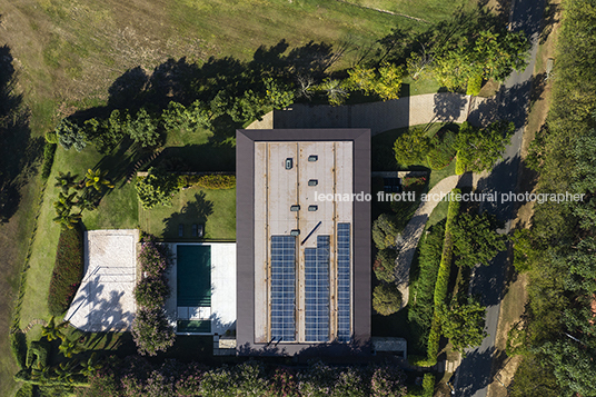 casa djb - fazenda boa vista jacobsen arquitetura