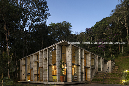 casa das minas mach arquitetos