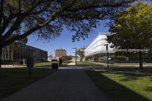 iit ed kaplan family institute for innovation and tech entrepreneurship john ronan architects