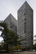 860-880 lake shore apartments